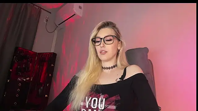 Liya Liss online show from March 2026 02:04:02 AM