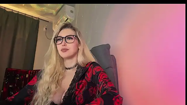 Liya Liss online show from March 2026 08:30:01 AM