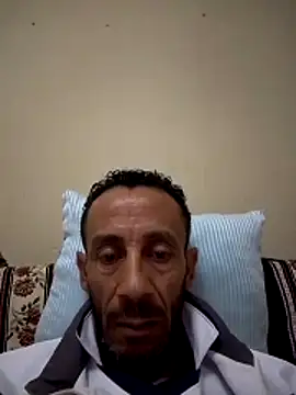 Snapshot of walide100000 chatting on April 2026 06:32:02 PM walide100000 online show from April 2026 06:32:02 PM