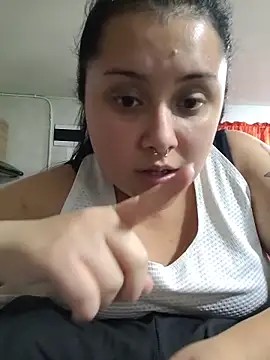 CurvyNoir online show from March 2026 02:48:01 AM