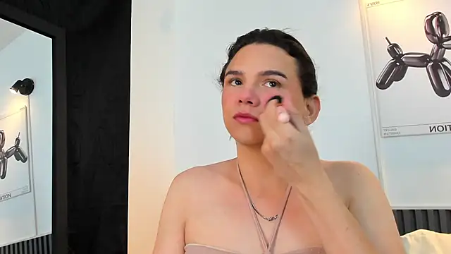 Cloe Bonne online show from February 2026 07:17:02 PM