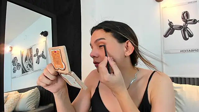 Cloe Bonne online show from February 2026 07:41:01 PM