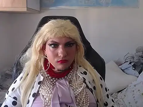 VanesaCrossic online show from April 2026 09:34:02 AM