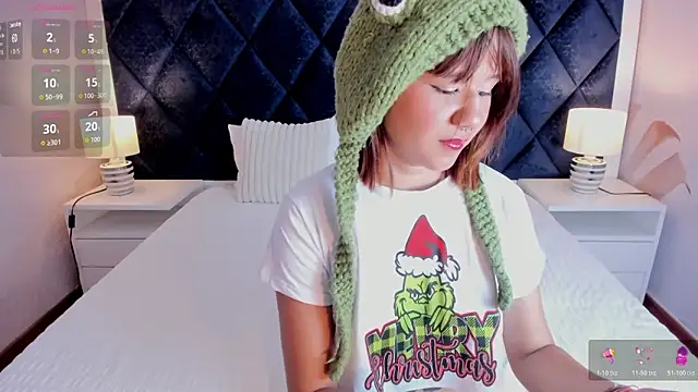 Sophie Smitt online show from December 2025 02:20:02 AM