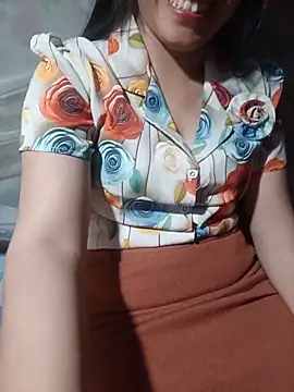 Alice-567 online show from June 2026 01:04:02 PM