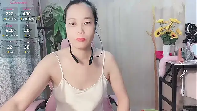 Lingling-Baby520 online show from July 2026 11:36:02 PM