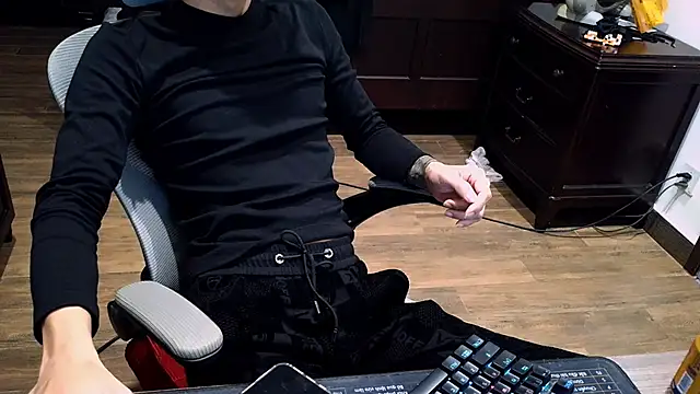  lulu9999  online show from December 2025 02:55:01 PM