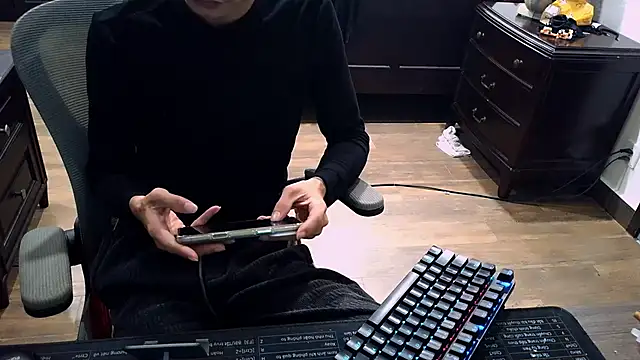  lulu9999  online show from December 2025 06:23:01 PM