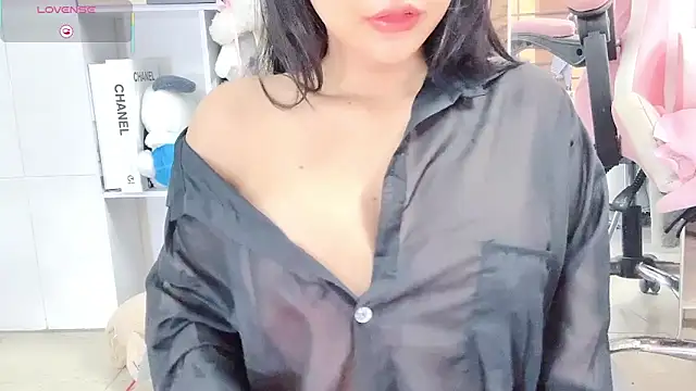 Snapshot of CIIN_CIIN chatting on December 2025 06:41:01 AM CIIN CIIN online show from December 2025 06:41:01 AM