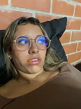 liahot69 online show from April 2026 05:15:01 AM