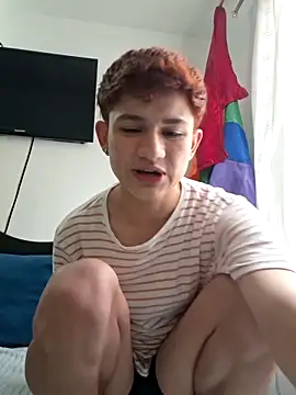 Snapshot of Apolitoo chatting on October 2025 02:07:01 PM Apolitoo online show from October 2025 02:07:01 PM