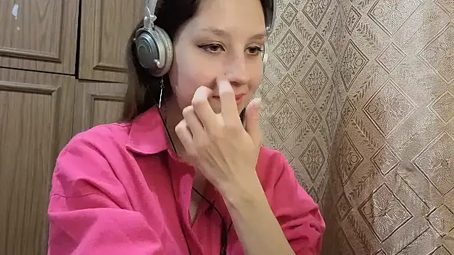 LahomaSassano online show from November 2025 11:37:01 PM