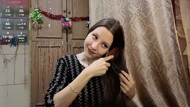 LahomaSassano online show from December 2025 11:09:02 PM