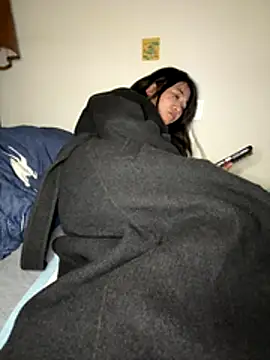 Snapshot of daaqnn chatting on December 2025 11:50:02 AM daaqnn online show from December 2025 11:50:02 AM