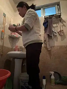 Snapshot of daaqnn chatting on February 2026 01:34:02 AM daaqnn online show from February 2026 01:34:02 AM