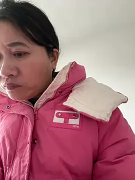 Snapshot of daaqnn chatting on February 2026 01:45:01 AM daaqnn online show from February 2026 01:45:01 AM