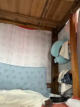 Snapshot of daaqnn chatting on March 2026 01:35:02 AM daaqnn online show from March 2026 01:35:02 AM