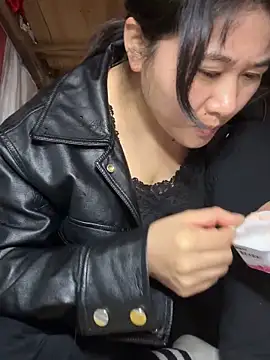 Snapshot of daaqnn chatting on March 2026 02:15:01 AM daaqnn online show from March 2026 02:15:01 AM