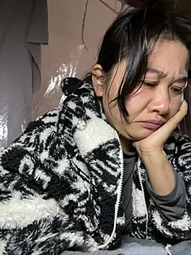 Snapshot of daaqnn chatting on March 2026 11:42:01 PM daaqnn online show from March 2026 11:42:01 PM