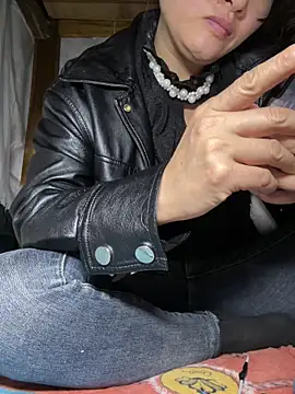 Snapshot of daaqnn chatting on March 2026 12:09:01 PM daaqnn online show from March 2026 12:09:01 PM