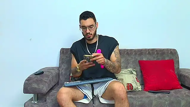 thebadboys05 online show from June 2026 06:07:02 AM