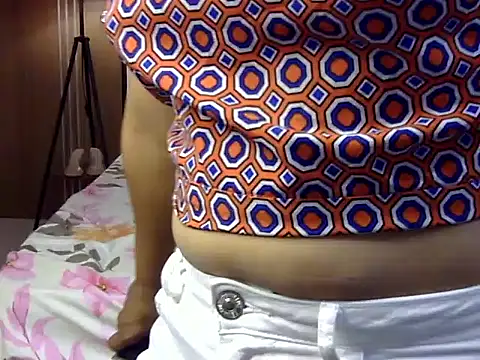 Snapshot of shakshi_89 chatting on November 2025 06:29:02 AM shakshi 89 online show from November 2025 06:29:02 AM