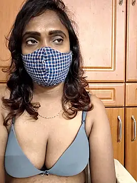 Queen-dhivya online show from January 2026 10:26:01 PM