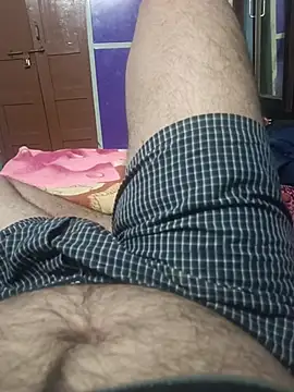 bearslove143 online show from March 2026 05:29:01 PM