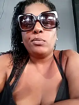 Snapshot of Maliaebonyfetish chatting on May 2026 08:25:01 PM Maliaebonyfetish online show from May 2026 08:25:01 PM