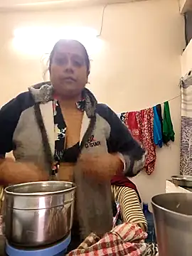 Snapshot of Hot-Sana2 chatting on November 2025 04:40:01 PM Hot-Sana2 online show from November 2025 04:40:01 PM