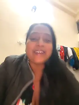 Snapshot of Hot-Sana2 chatting on November 2025 06:28:02 PM Hot-Sana2 online show from November 2025 06:28:02 PM