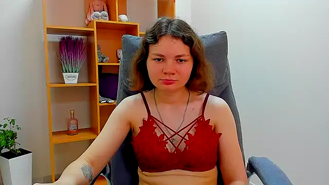 Stella-Maers online show from June 2026 07:18:01 AM