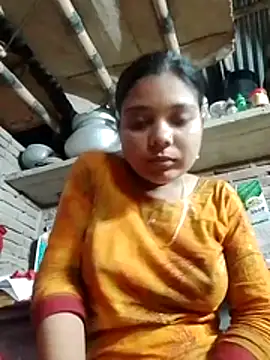 Lema-00 online show from November 2025 06:07:02 PM