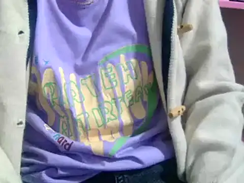 Snapshot of LunoChucki chatting on November 2025 01:33:02 AM LunoChucki online show from November 2025 01:33:02 AM