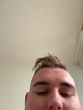 Tymek639 online show from October 2025 01:45:02 PM