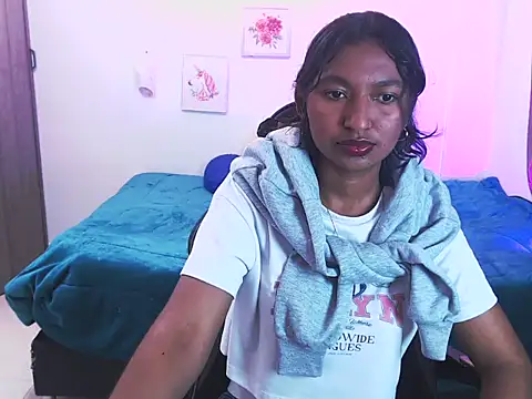 Samanta 777 online show from May 2026 08:25:01 PM