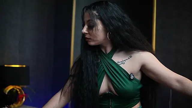 GiaEasyIce online show from February 2026 09:55:01 PM