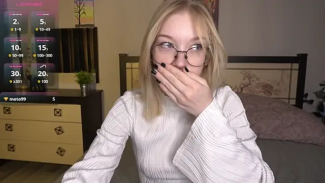 Snapshot of ShanelTunon chatting on November 2025 08:07:01 PM ShanelTunon online show from November 2025 08:07:01 PM