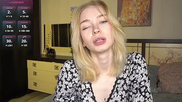 Snapshot of ShanelTunon chatting on November 2025 08:03:01 PM ShanelTunon online show from November 2025 08:03:01 PM