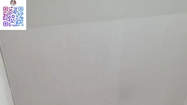 Snapshot of Victoria_Founta1n chatting on November 2025 09:58:01 PM Victoria Founta1n online show from November 2025 09:58:01 PM