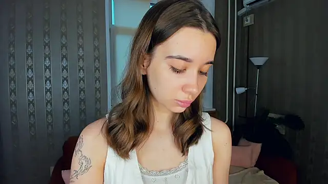 Snapshot of JacalynSchreiber chatting on November 2025 09:03:01 AM JacalynSchreiber online show from November 2025 09:03:01 AM