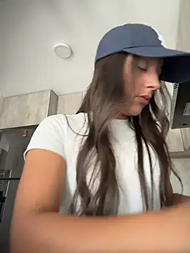 Brunettecollins05 online show from June 2026 08:53:02 PM
