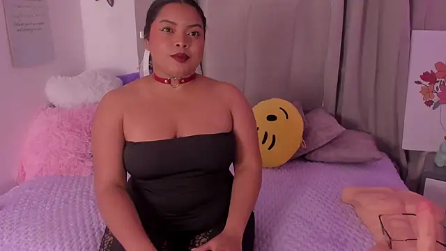 Snapshot of alanaa_gomezz chatting on November 2025 04:43:02 PM alanaa gomezz online show from November 2025 04:43:02 PM