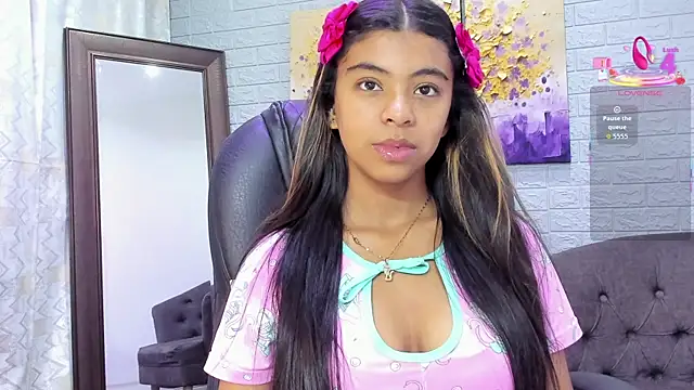  Anna Maria online show from December 2025 07:09:01 PM