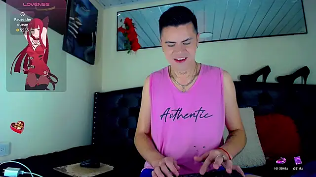 Snapshot of Sebastian_Loaiza chatting on November 2025 11:55:02 AM Sebastian Loaiza online show from November 2025 11:55:02 AM