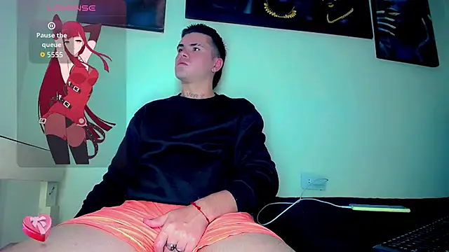 Snapshot of Sebastian_Loaiza chatting on November 2025 03:23:02 AM Sebastian Loaiza online show from November 2025 03:23:02 AM