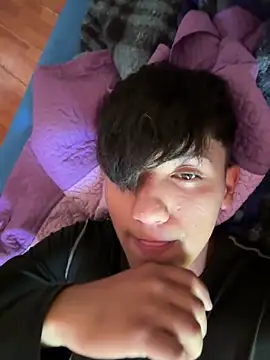 Elpichulotote20 online show from November 2025 08:45:01 PM