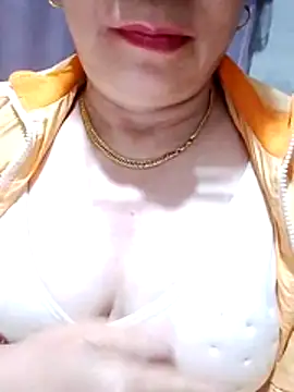 small-house123 online show from December 2025 01:48:01 PM