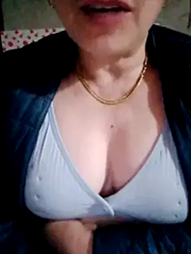 small-house123 online show from February 2026 12:37:02 PM