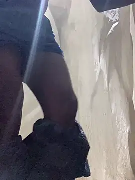 Snapshot of Ndodemnyama@xh chatting on November 2025 03:28:01 AM Ndodemnyamaxh online show from November 2025 03:28:01 AM